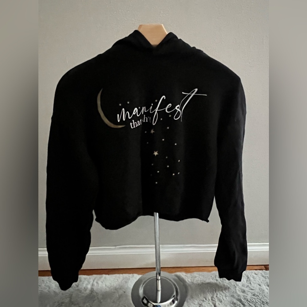 Lauren Sorentino Manifest That Sh*t Cropped Hoodie